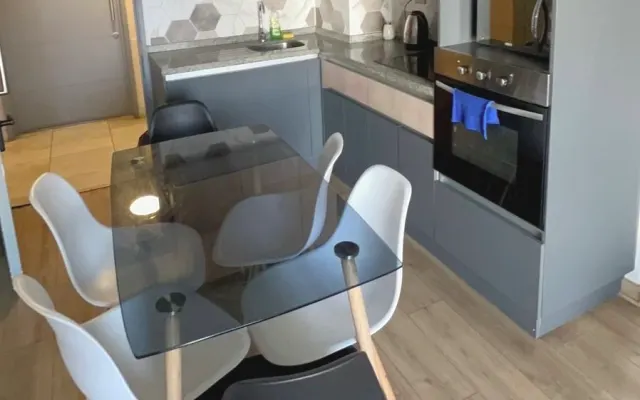 Beautiful apartment 2 bedrooms 2 bathrooms. 10 people maximum.
