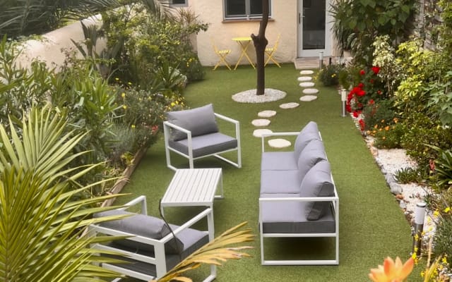 Ruhig in einem Garten Stadtzentrum Cannes