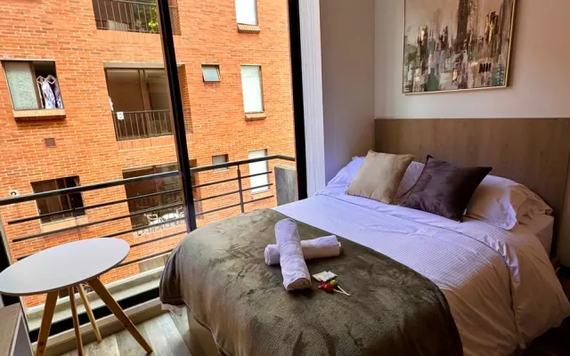 Bright studio with balcony 514