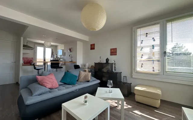 Bright apartment with sunset balcony