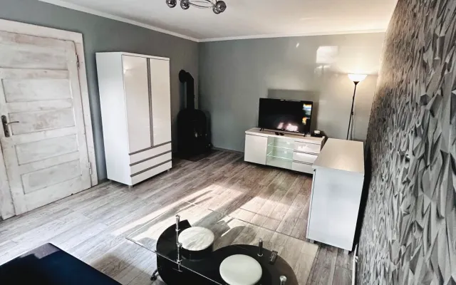 Bonito apartamento en una zona acogedora de Jelenia Góra, Cieplice ;)