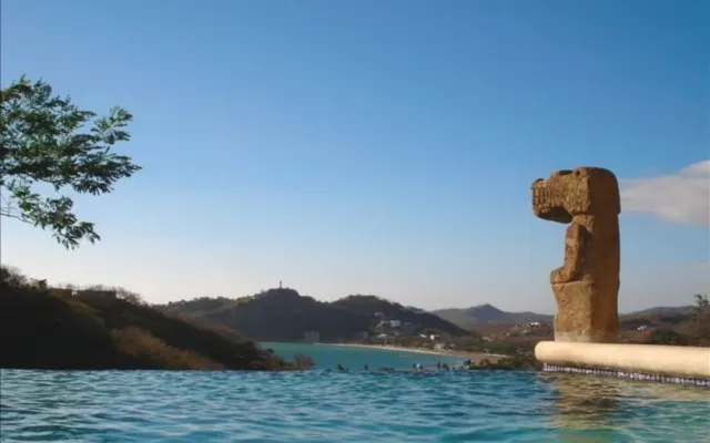 Casa Colina- Infinity Pool, VIEWS, Walk to town
