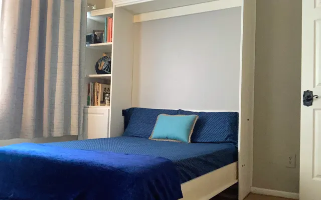Eclectic, cozy and creative space to relax while exploring SWFlorida