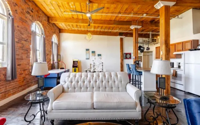 Detroit Belle Isle Loft