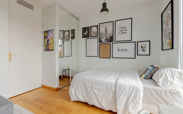 Estudio moderno cerca de París (distrito de La Défense)