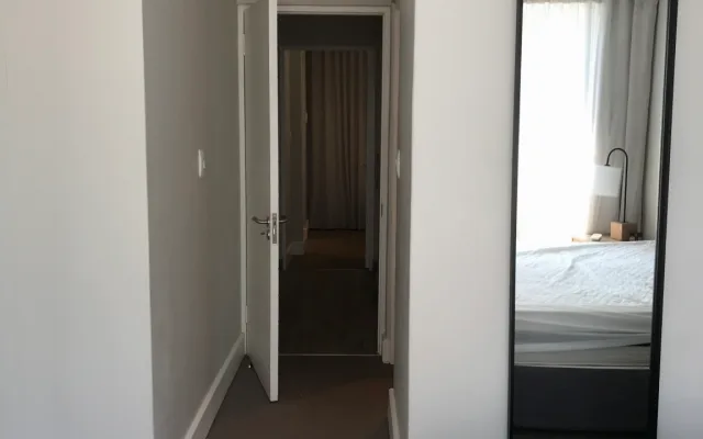 Appartement ensoleillé avec vue
WiFi gratuit . Netflix ,
Restaurant