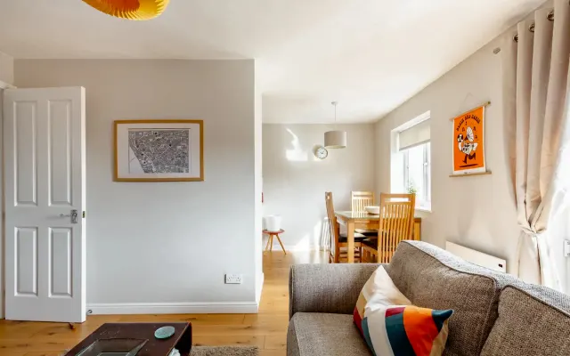 Quiet Self contained apartment in The heart of the city