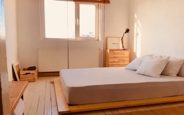 Cosy minimal, cœur dans le Taksim, salle de bain privée
