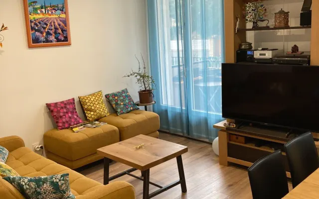Nette Wohnung in der Nähe von "la Doua".