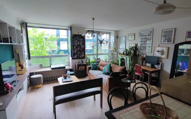 Cosy, quiet apartment in Lille's new eco-district!