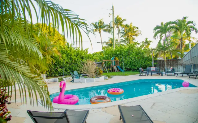 Encantadora casa 4BR con piscina climatizada en Hollywood