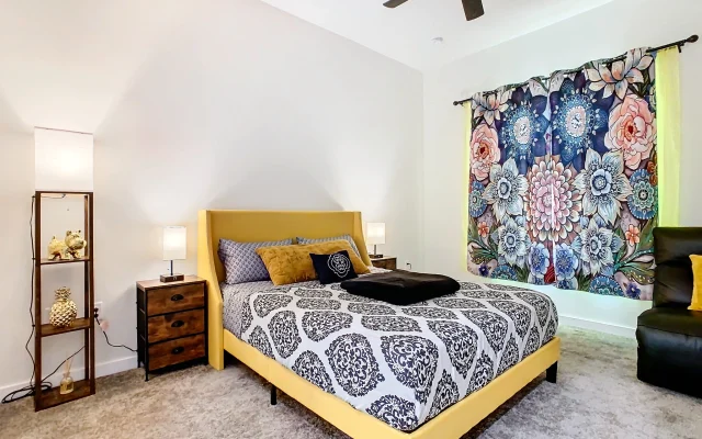 Disney Villa, FREE Parking, Gym, Swimming Pool, Jaccuzzi, 5 min Disney