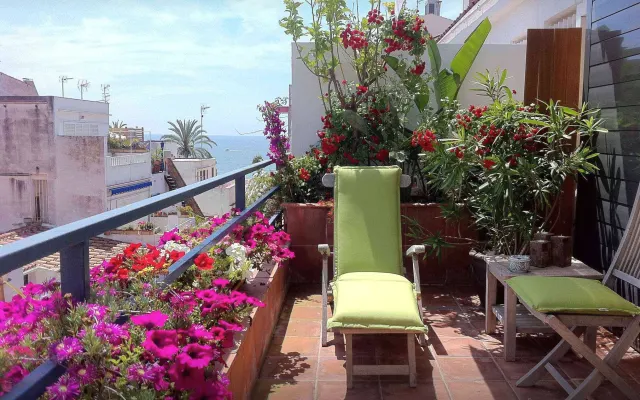 Soberbo duplex 3 terraços no centro da cidade a 50m do mar
