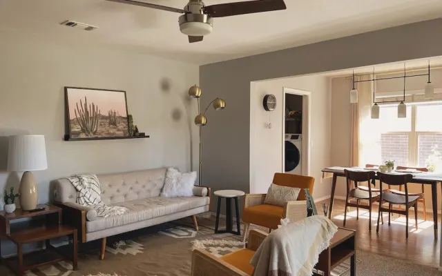 McKinley House Prime - Feel at Home While Your Away!