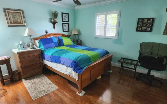 Quartier calme et pittoresque, grande chambre avec salle de bain privée
