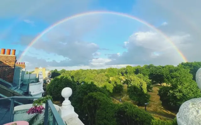 Terrassenzimmer mit zentralem Charakter und Blick auf Clapham Common