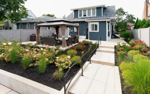 Voyageurs d'affaires : 2 chambres avec pavillon extérieur à Rockford...