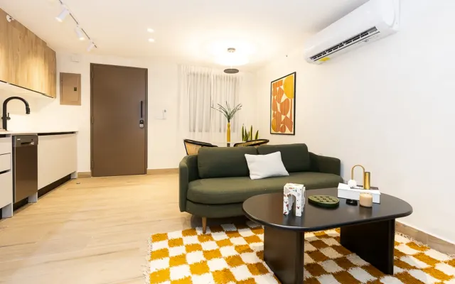 The Fabulous, The Stallion Studio in Casco Viejo -