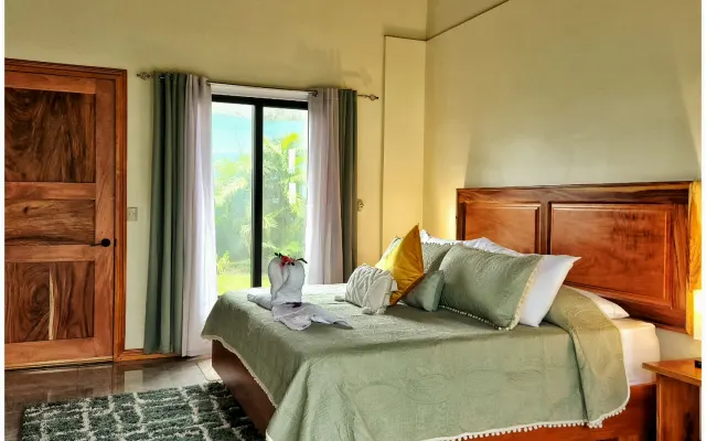 Mangos Junior Suites: Friendly Retreat in Monteverde