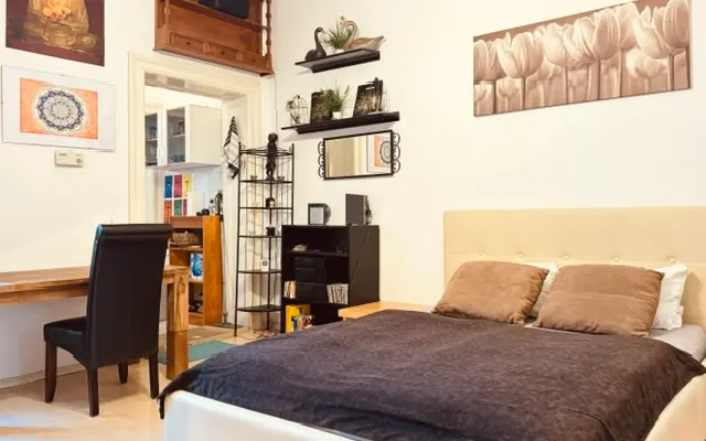 SCHÖNES STUDIO IN SCHÖNEBERG