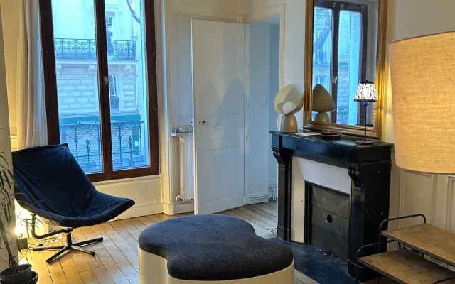 Bonito apartamento de 2 habitaciones Paris 19ème Buttes-Chaumont