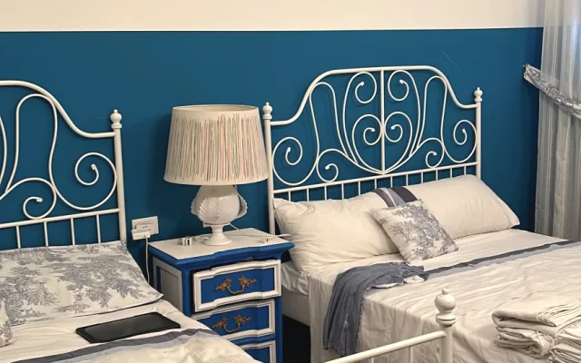 Farbenfrohes Zimmer im Herzen des Salento
