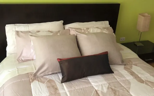 Beautiful shared room in the best area of Quito