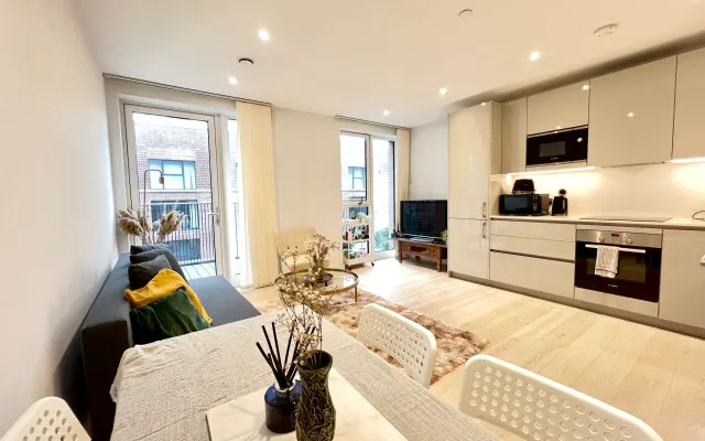 Moderno apartamento céntrico en Elephant & Castle con balcón