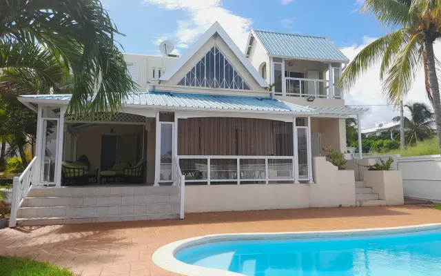Encantadora villa a 8 minutos a pie de la hermosa playa de Flic en...