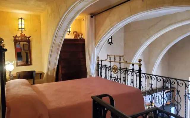 Maison d'angle confortable à La Valette