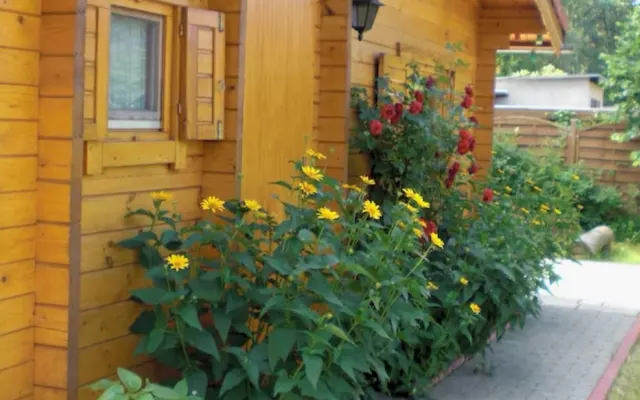 Romantique maison en bois massif Berlinnah
