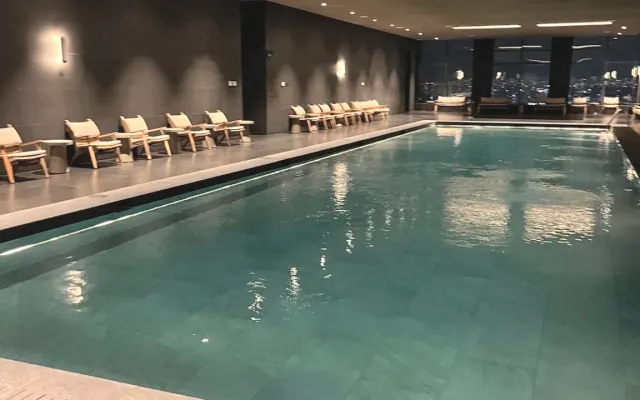 Cómoda habitación, con amenidades de lujo, en la mejor ubicación