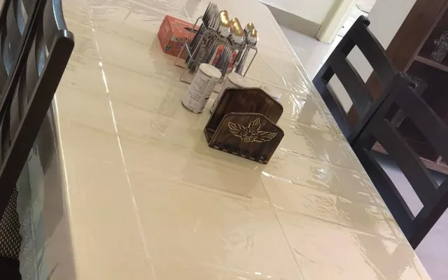 Cerca de centros comerciales y junto a estación de metro. Fácil...