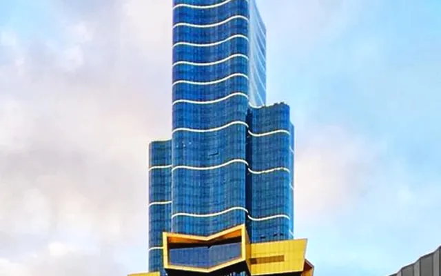 Quarto bonito no melhor edifício residencial perto do CBD