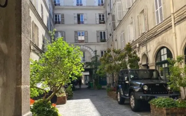 Posto perfetto e accogliente vicino alla Gare de l'Est