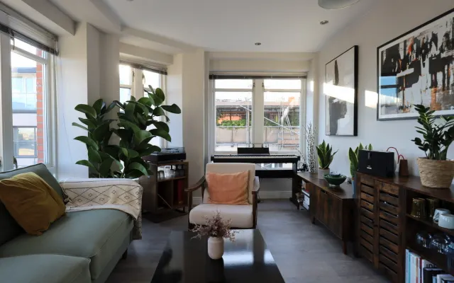 private bedroom in heart of shoreditch