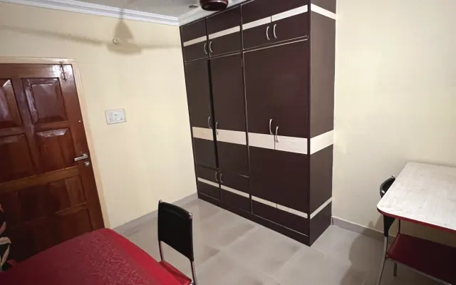 Peaceful apartment near 6mile