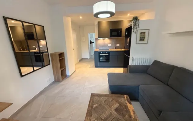 Atrativo apartamento T2 idealmente localizado no prestigiado carré d...