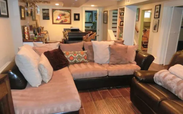 Apartamento de luxo no piso inferior com todas as comodidades