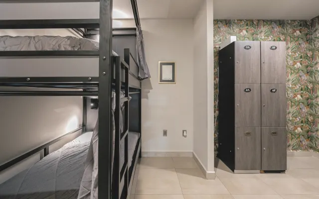 Le Nid Tropical - Auberge partagée pour femmes Chambre 3A
