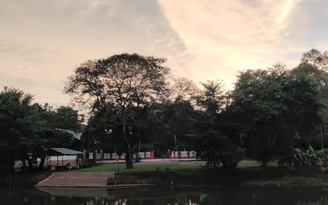 Mansión de 205 años junto al río con encanto y gastronomía local