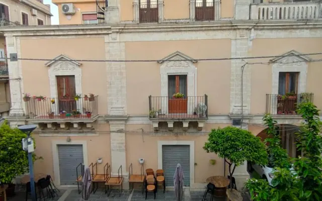 Elegant apartment in historic center