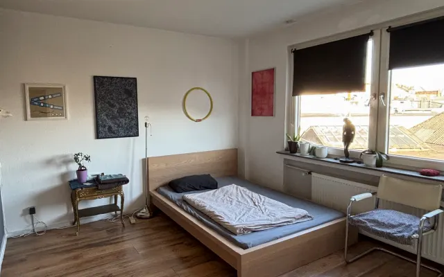 A private room near Düsseldorf main station