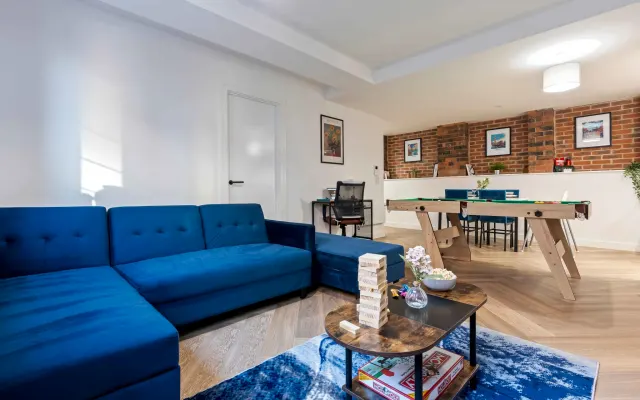 Signature Suite - Stadtzentrum, Blick auf den Kanal, Billardtisch...