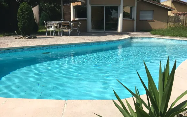 camere in una villa tranquilla a Tolosa, vicino alla tangenziale e...