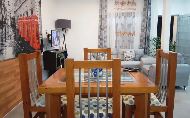 Excellent appartement situé à 8 minutes du centre ville, sportif.