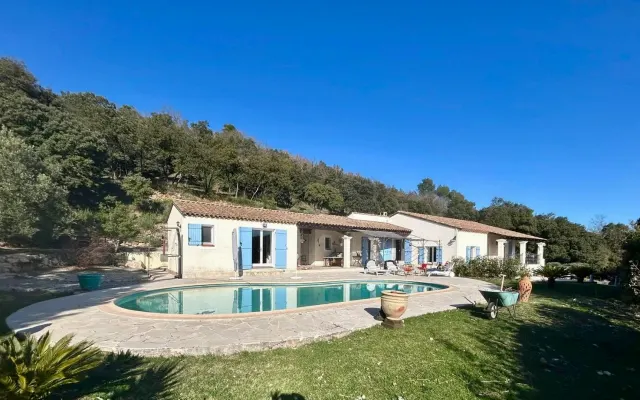 Gästezimmer Gay im Herzen der grünen Provence