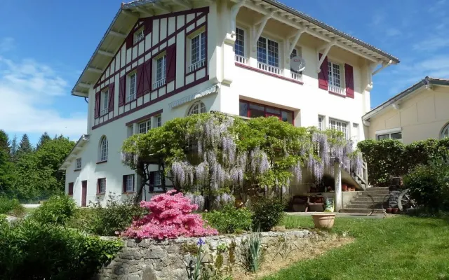 Appartamento in boutique B&B -Hi Pirenei- 4000m2 di giardino privato