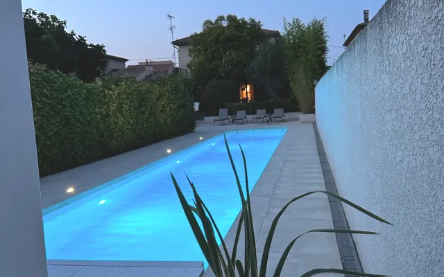 Unique stay for men only! close to beach, Cap dāAgde and Beziers