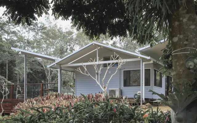 Romantic POOL House for 2 | LGBTQ+ Welcoming Retreat